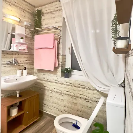 Handwerkerwohnung Nova Im Wohn Und Gewerbegebiet Apartament Oberthulba